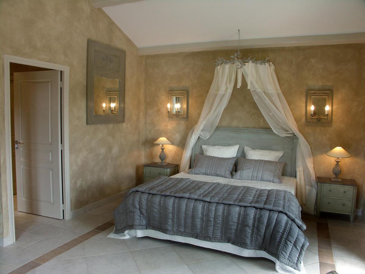 Chateau De Cachard Boffres Kamer foto